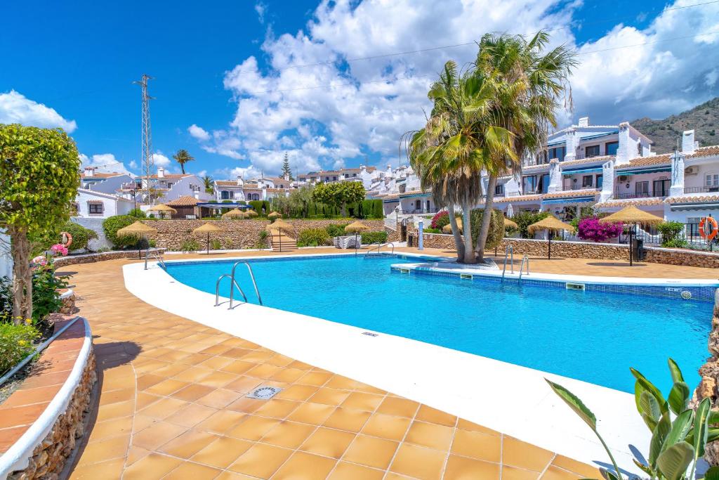The swimming pool at or close to Los Naranjos 25A Private Pool Capistrano Village