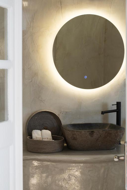 Luxus VIP Suites - 17