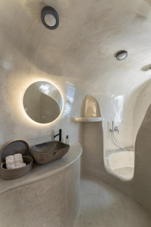 Luxus VIP Suites - 6