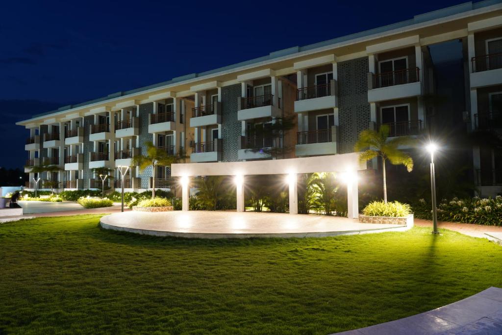 Zahrada ubytování Palm Regal Resort