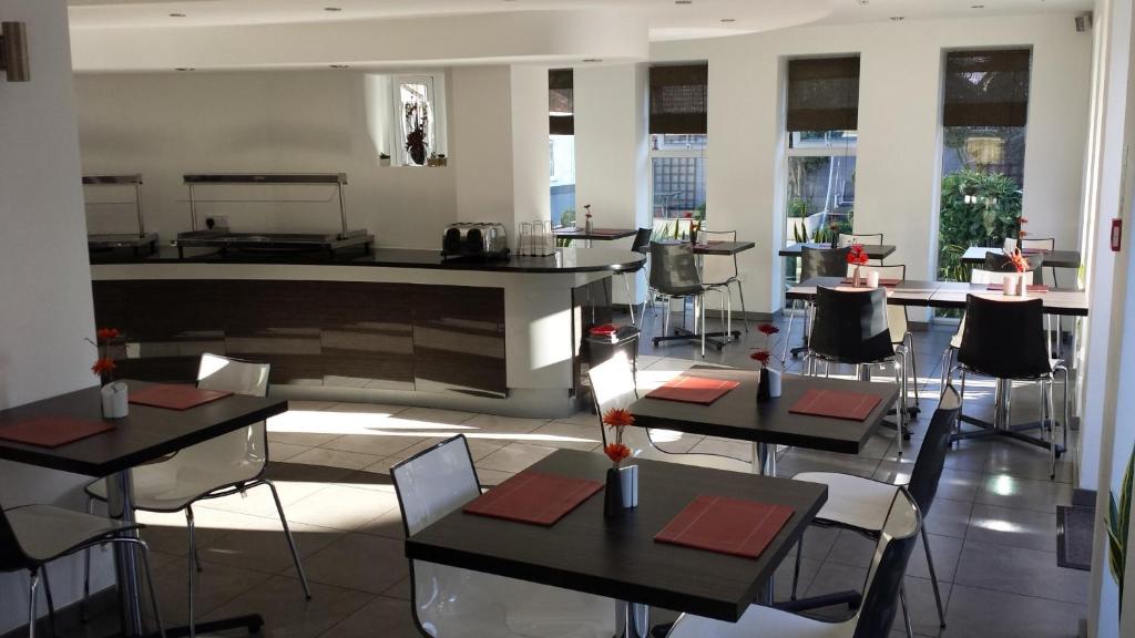 Remont Oxford Hotel - Resim 10