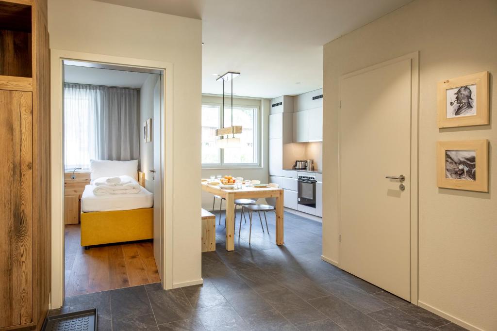 Kuchyň nebo kuchyňský kout v ubytování SWISSPEAK Resorts Meiringen