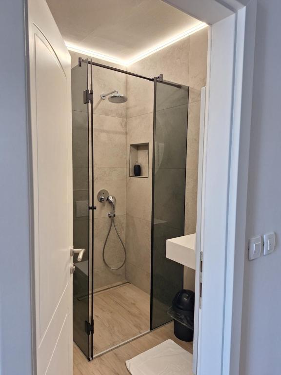 Accommodation Iva - 13