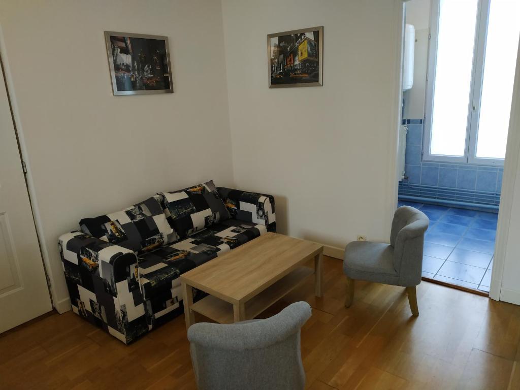 Bel appartement proche tous commerces - Wohnung Mit Zwei Schlafzimmern
