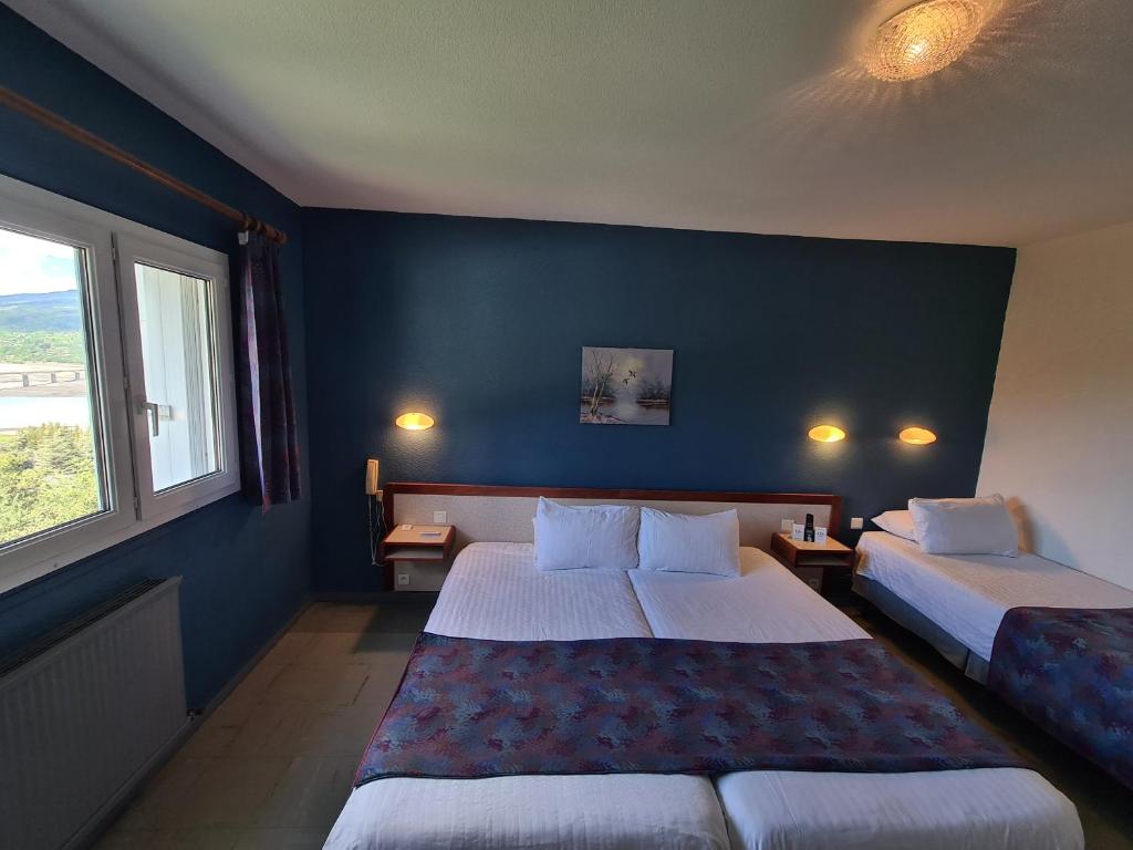 Logis Hotel Eden Lac - トリプルルーム レイクビュー