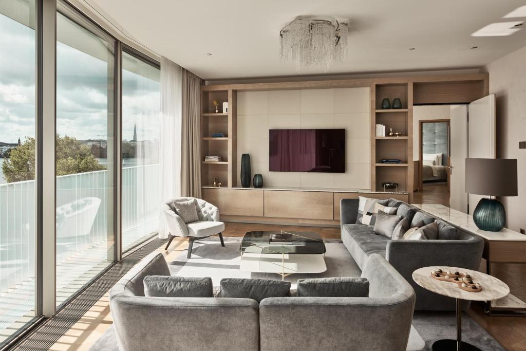 The Fontenay Hamburg - Resim 21