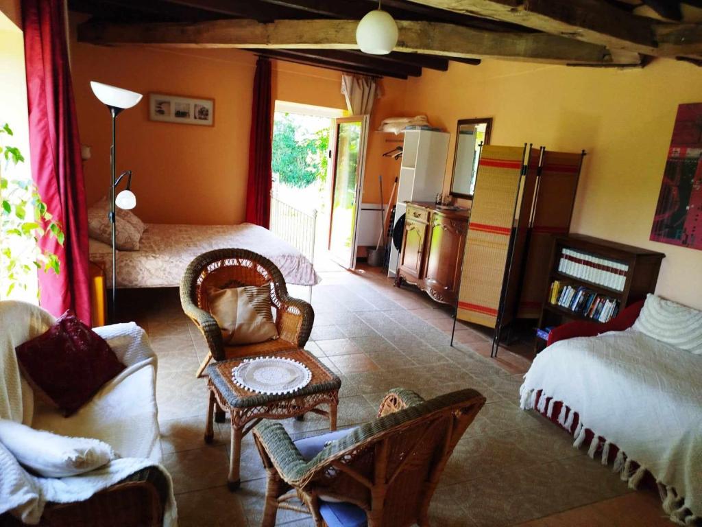 Postel nebo postele na pokoji v ubytování Gîte des Fours