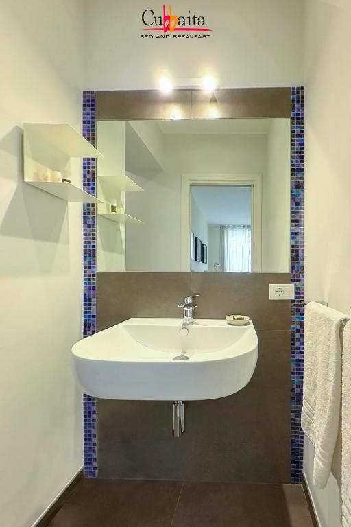 Koupelna v ubytování B&B Cubbaita
