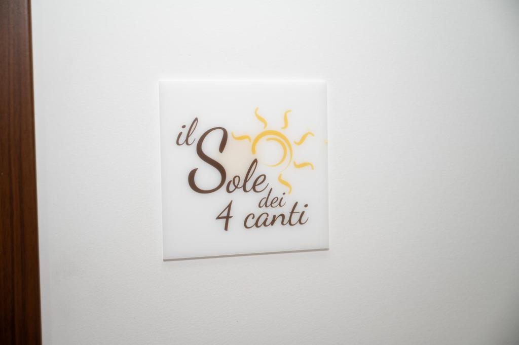 Certifikát, ocenenie alebo iný dokument vystavený v ubytovaní Il Sole dei 4 Canti