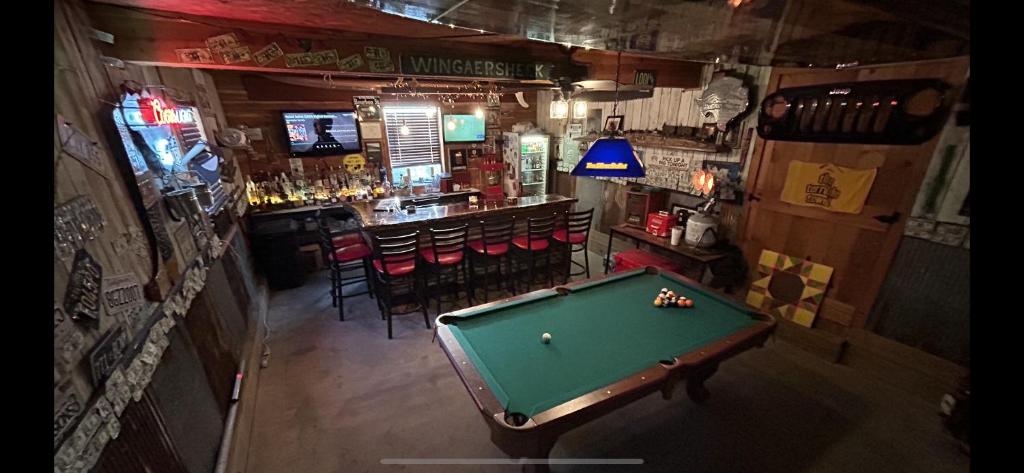 Φωτογραφία από το άλμπουμ του Country Roads cabin σε Jamestown