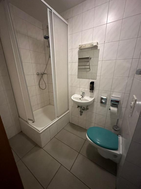 Koupelna v ubytování Pension Inntalhof