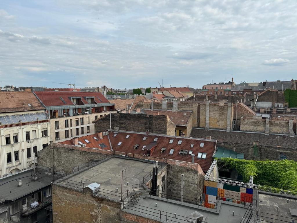 Nespecifikovaný výhled na destinaci Budapešť nebo výhled na město při pohledu z apartmánu