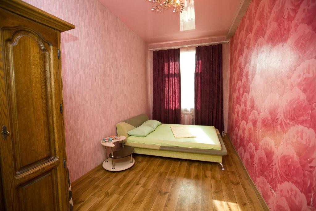 DneprApartments - One-Bedroom Apartment - Karl Marks 90