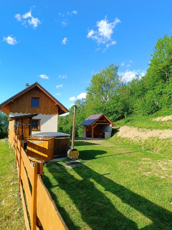 Príroda v okolí horskej chaty