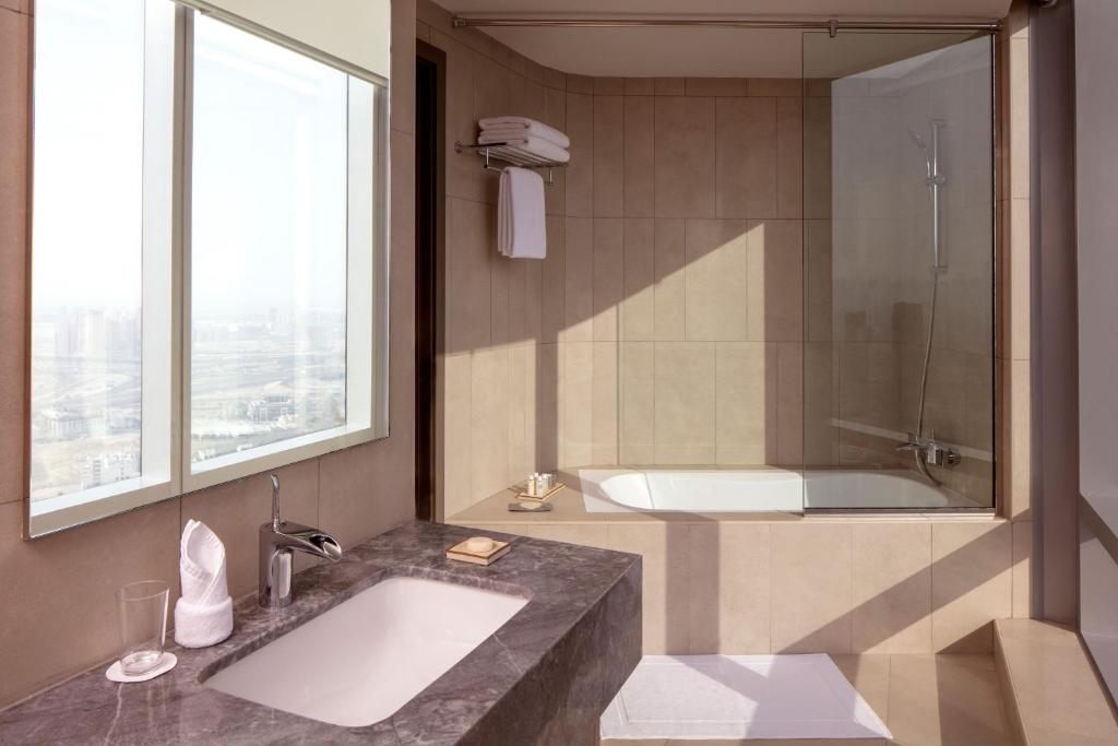 The First Collection Dubai Jumeirah Village Circle, a Tribute Portfolio Hotel - Resim 37