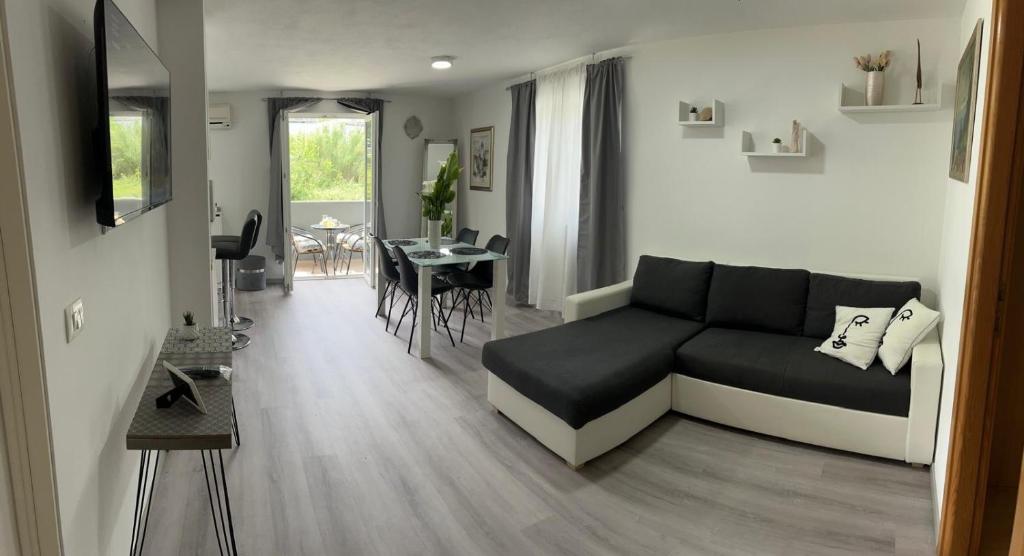 Posedenie v ubytovaní Villa Bubalo
