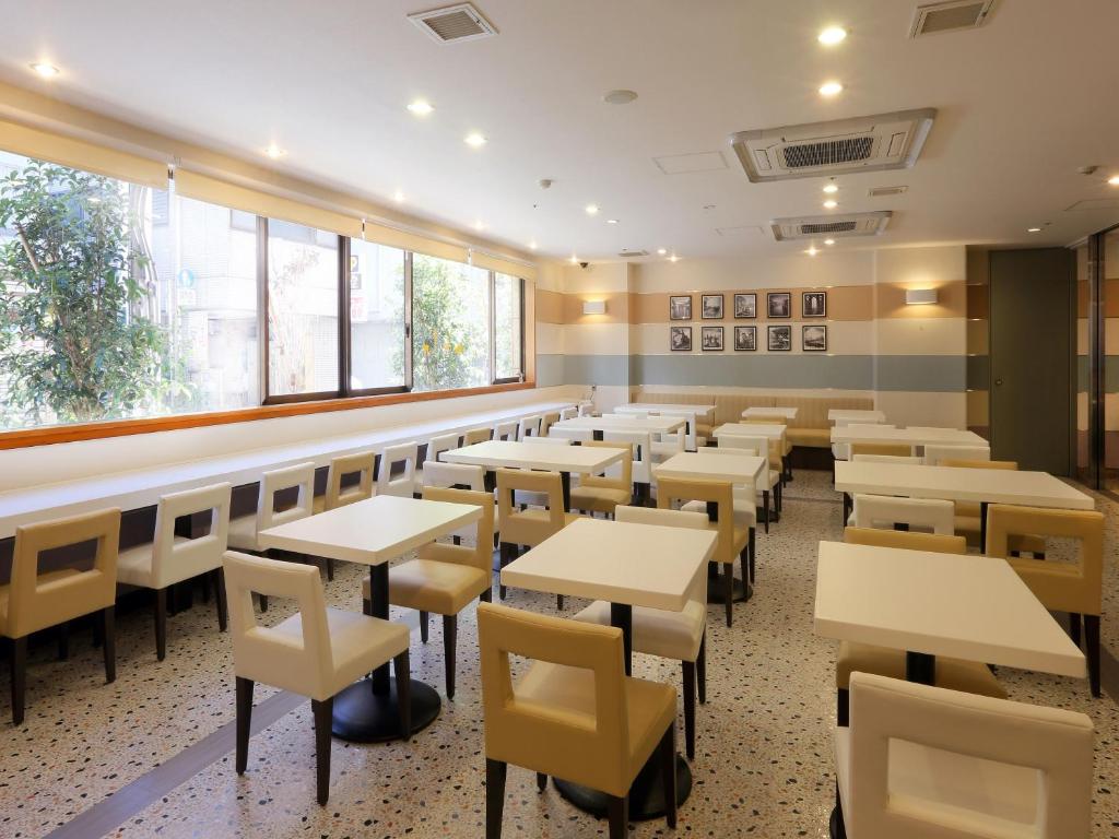 Restaurace v ubytování Keio Presso Inn Kanda