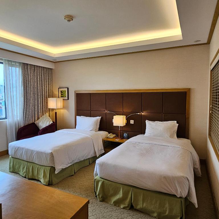 Phòng 2 Giường Đơn Nhìn Ra Thành Phố