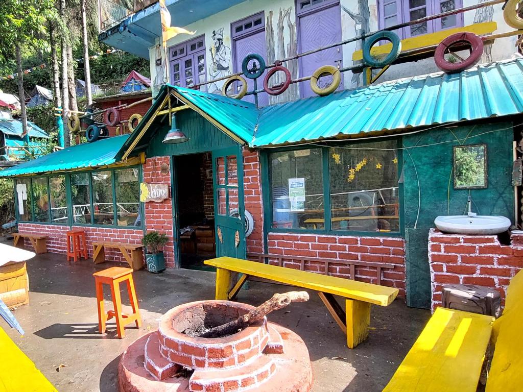 Το κτήριο όπου στεγάζεται  το bed & breakfast