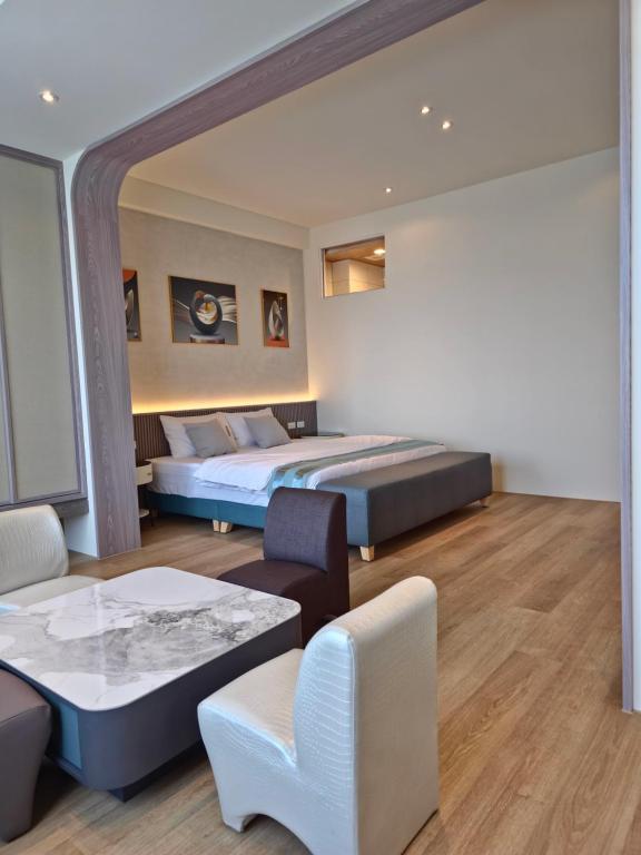 Postel nebo postele na pokoji v ubytování Senya Hotel
