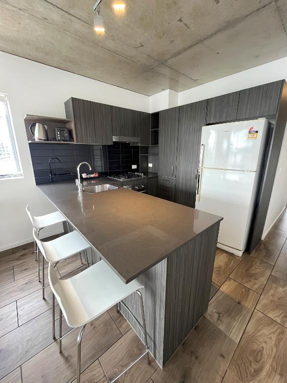 Direct Collective - Pavilion and Governor on Brookes - Resim 21