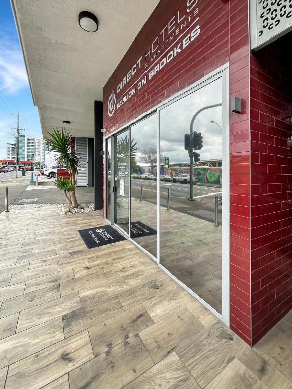 Direct Collective - Pavilion and Governor on Brookes - Resim 30