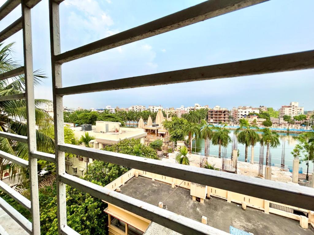 Balkón nebo terasa v ubytování Yepplo Service Apartments - KOLKATA - Private Kitchen & Daily Housekeeping Service