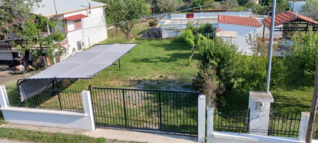 Zahrada ubytování Kallikratia Holiday Flat 1