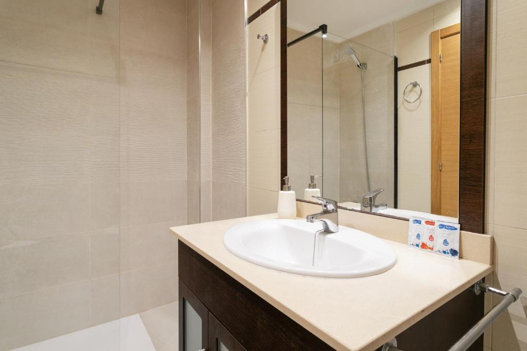 Alicante Hills - Resim 20