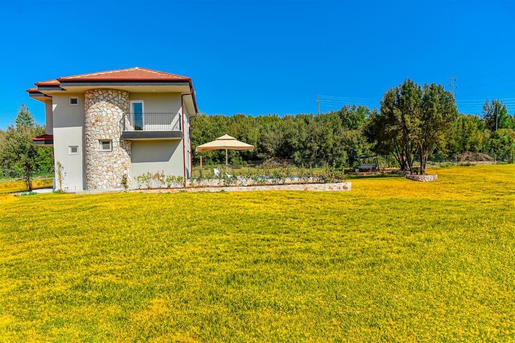 Zahrada ubytování 3 Bedroom Villa with private pool