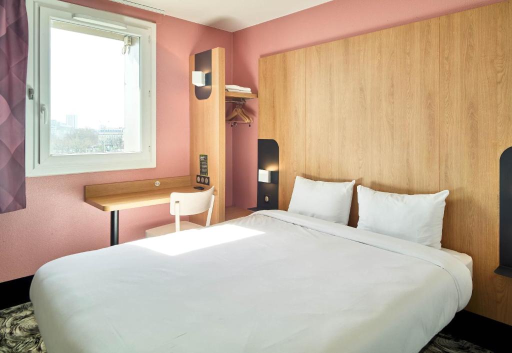 
Double Room - Non-Smoking 
