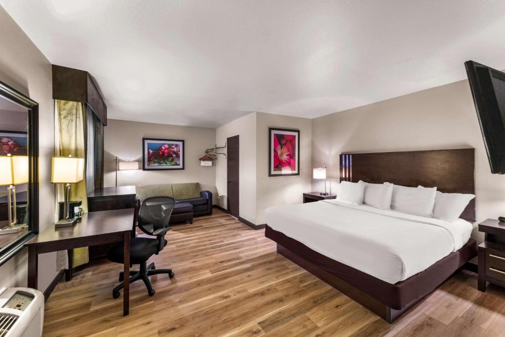 Americas Best Value Inn Marquette - Quarto Familiar