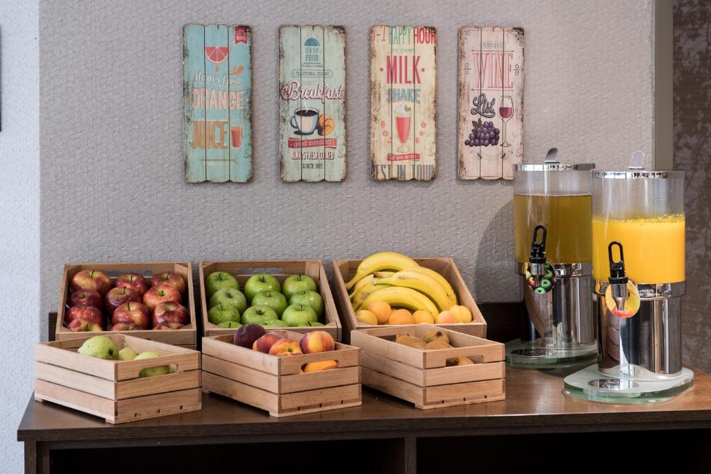 Catalonia Atenas - Resim 12