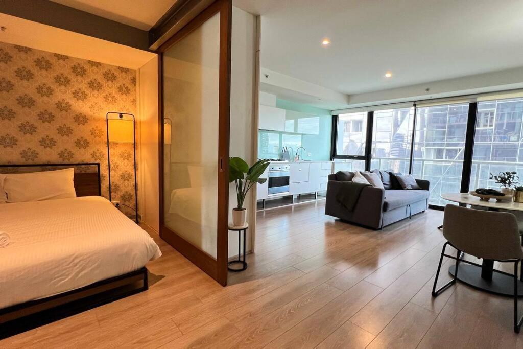 1BR CBD Opposite Southern Cross & Marvel Stadium!, Melbourne (updated