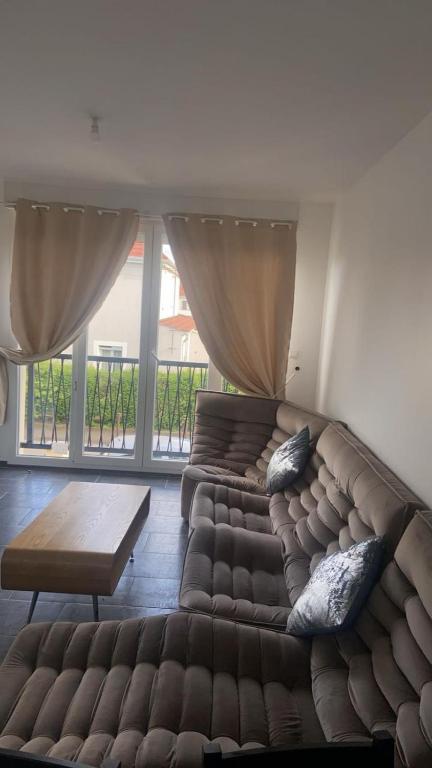 Photo de la galerie de l'établissement La rose de villepinte, à Villepinte