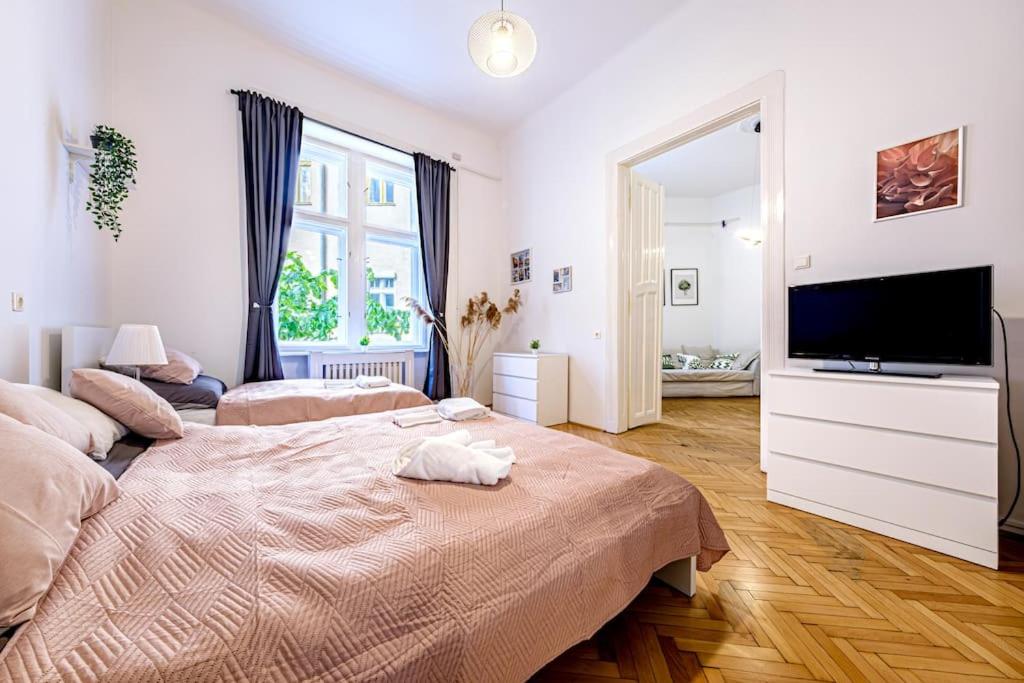 Sunny Apartment on the Buda side 1114 Budapest, 55 Bartók Béla út kép - 1