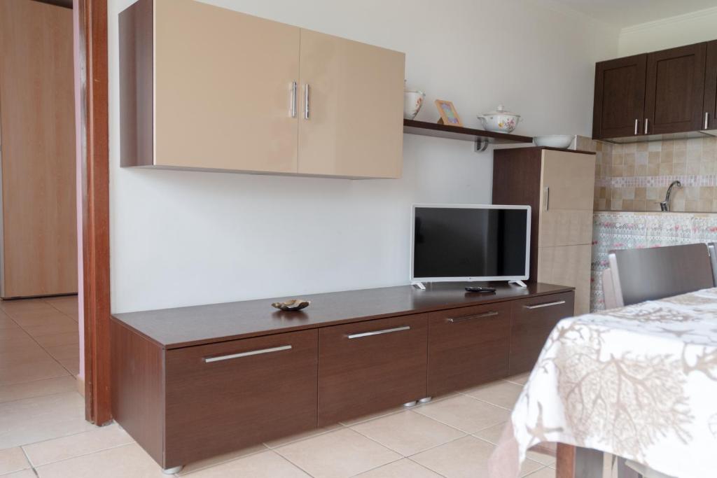 I Lecci Guesthouse - Apartamento Con Balcón