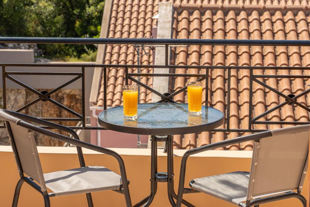 Nápoje v ubytovaní Mariel House Fiskardo Kefalonia