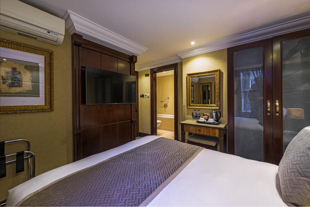 Hyde Park International - Resim 18