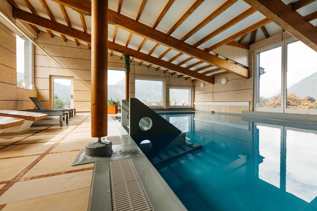 Bazén v ubytování Appartements Gladbach nebo v jeho okolí