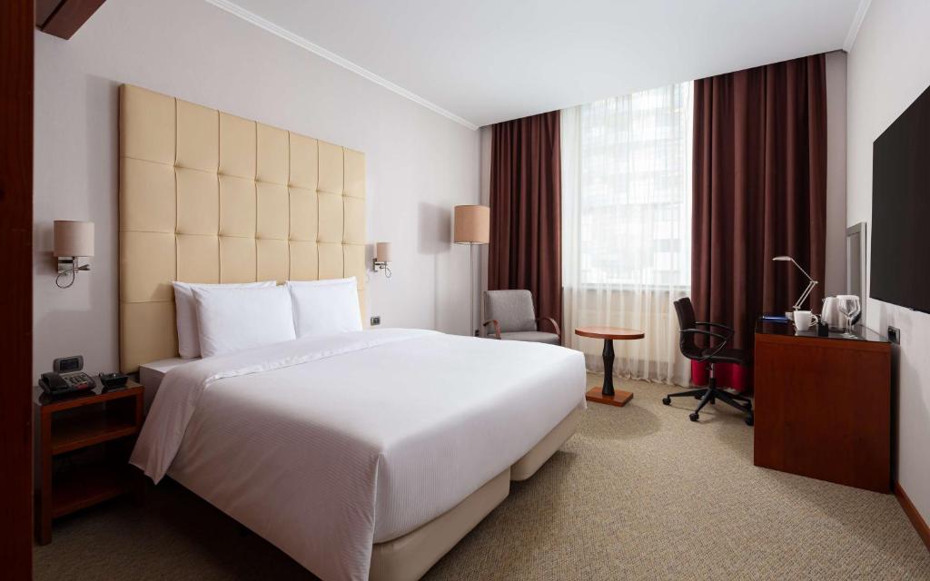 DoubleTree by Hilton Novosibirsk - Комната Королева