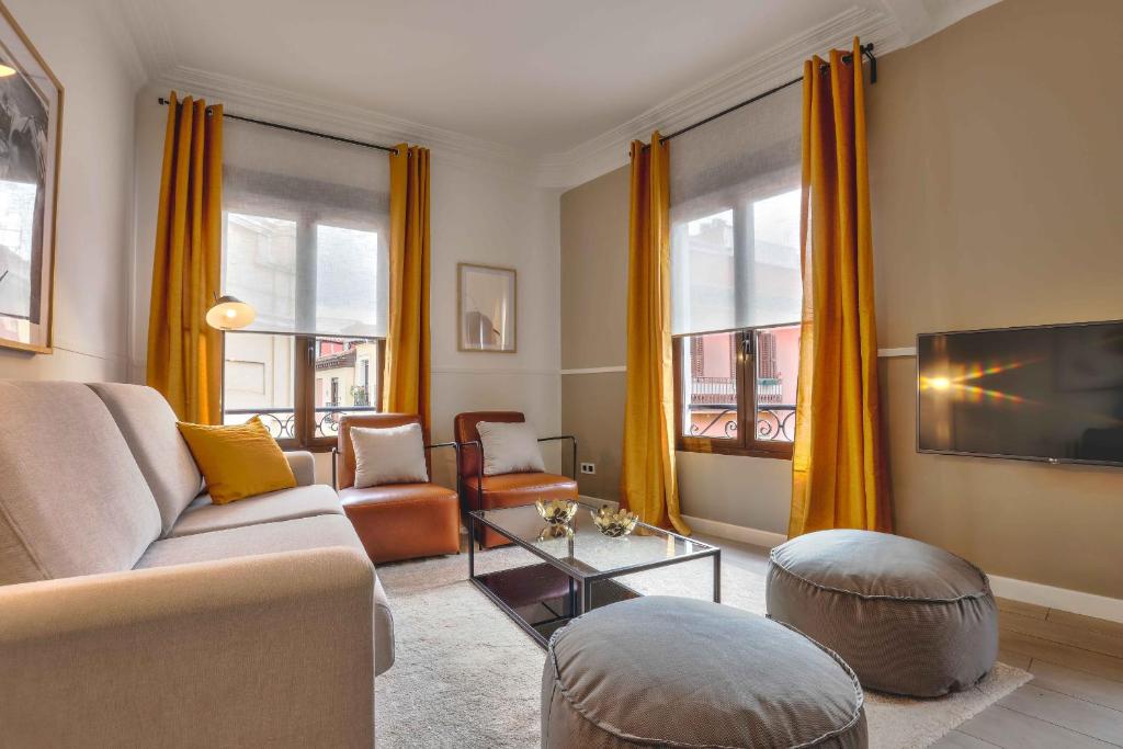 Apolo en Madrid - Four-Bedroom Apartment IX