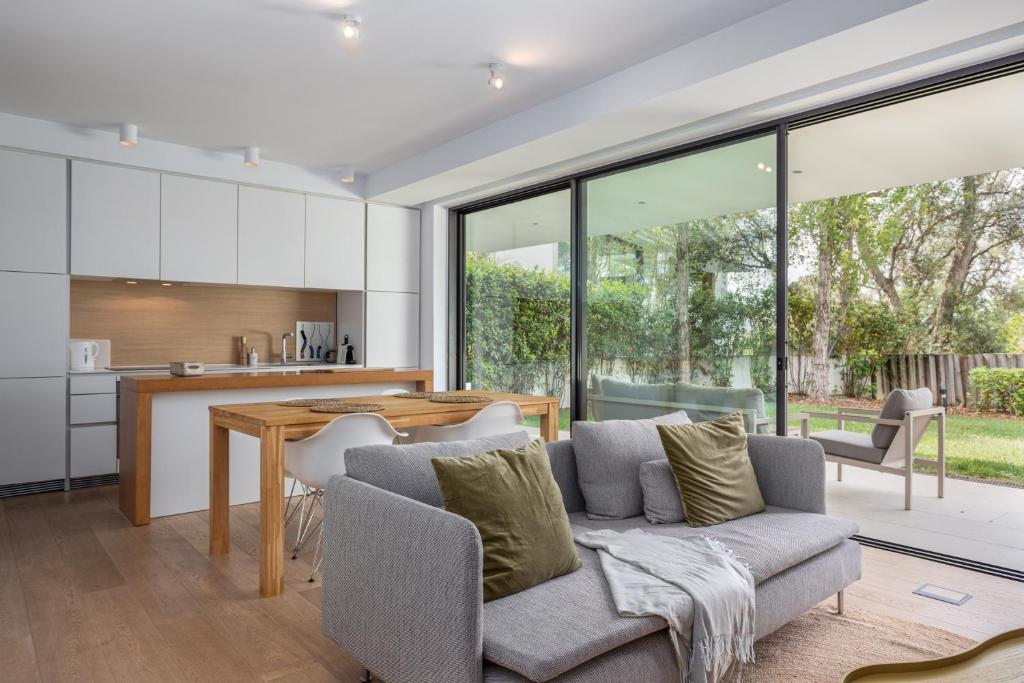 Holiday Rentals at Camiral, a Quinta do Lago Resort - Appartement 2 Chambres