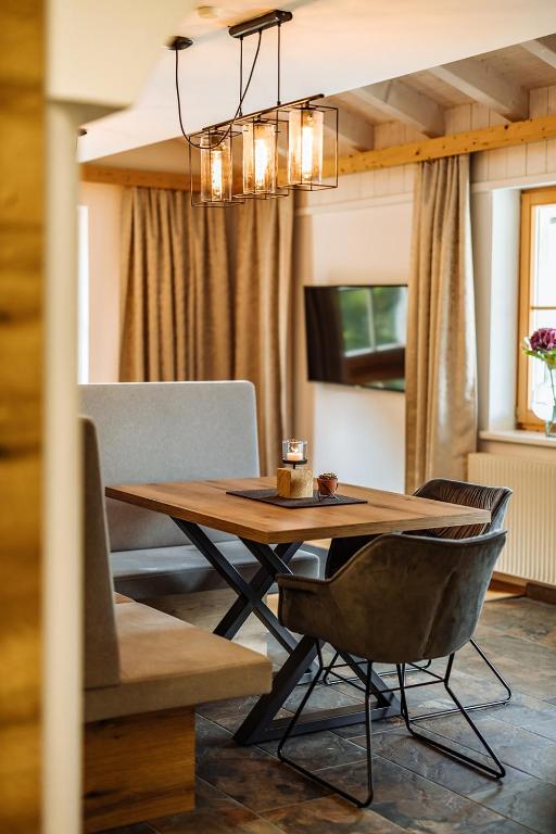 TV a/nebo společenská místnost v ubytování Appartements Gladbach