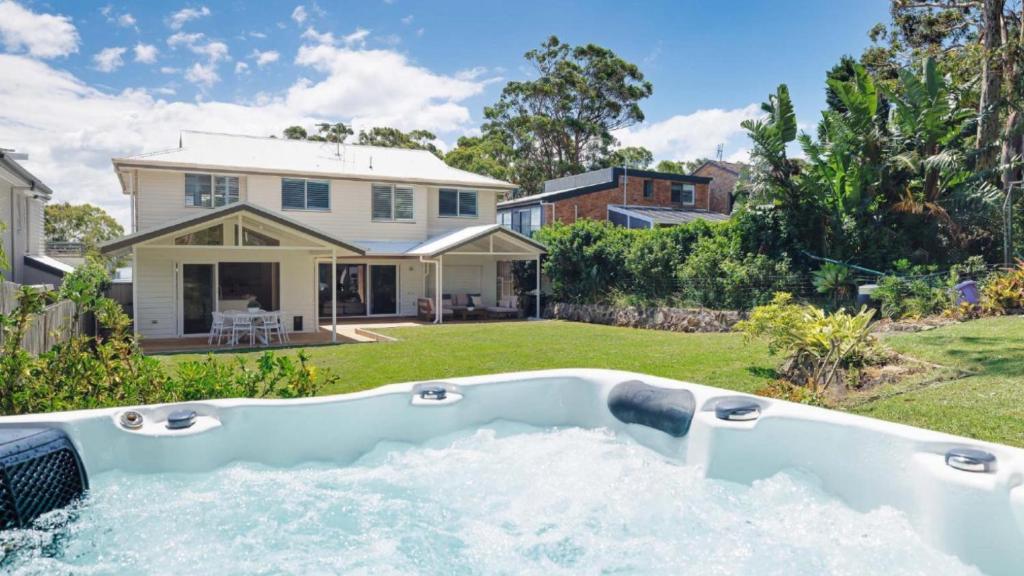 Gallery image of 'Hampton Heights' by HolidayCo in Killcare
