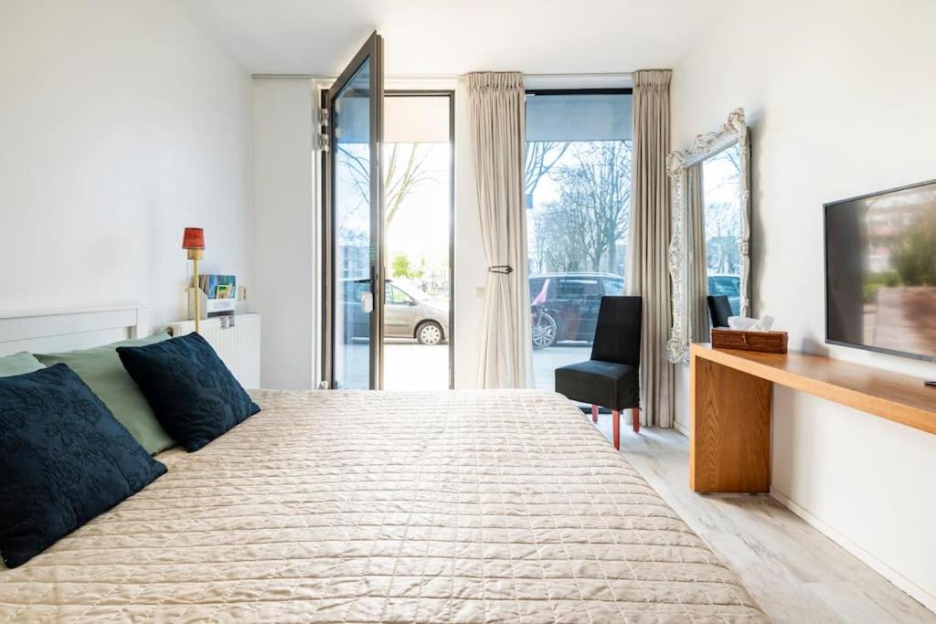 010 Studio City Center Rotterdam - Resim 4