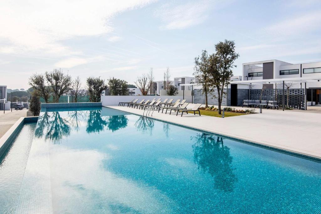 Holiday Rentals at Camiral, a Quinta do Lago Resort - Maison 3 Chambres