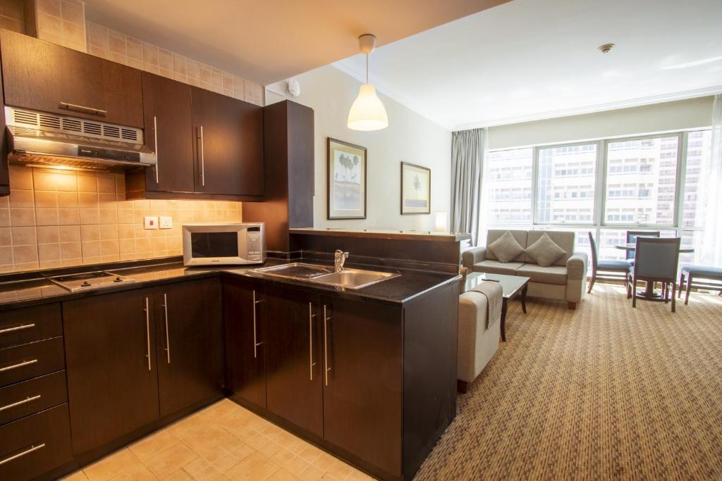 Al Manzel Hotel Apartments - Resim 37