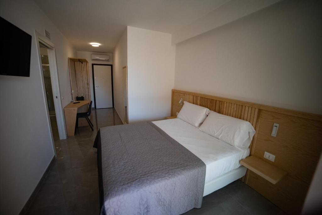 Middle Town Palace - 19