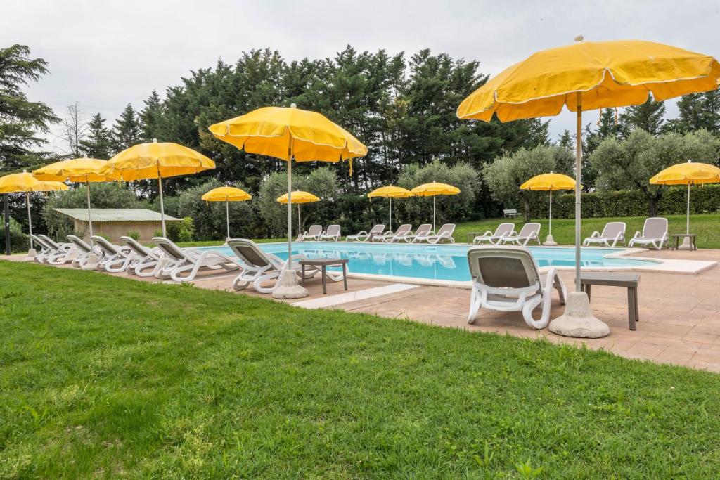 Piscina en o cerca de Agriturismo Colombare Teboi Bilo